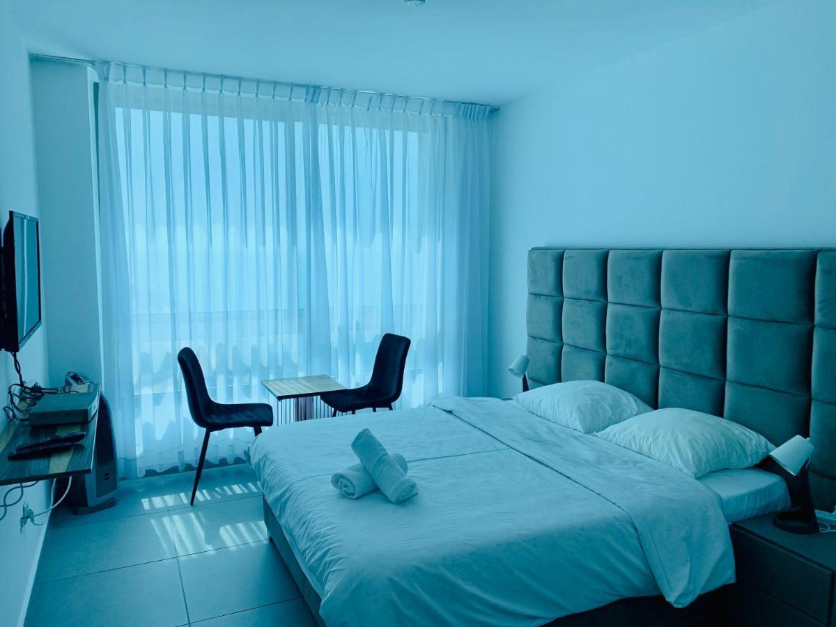 C Tower Apartments Νετάνια Εξωτερικό φωτογραφία