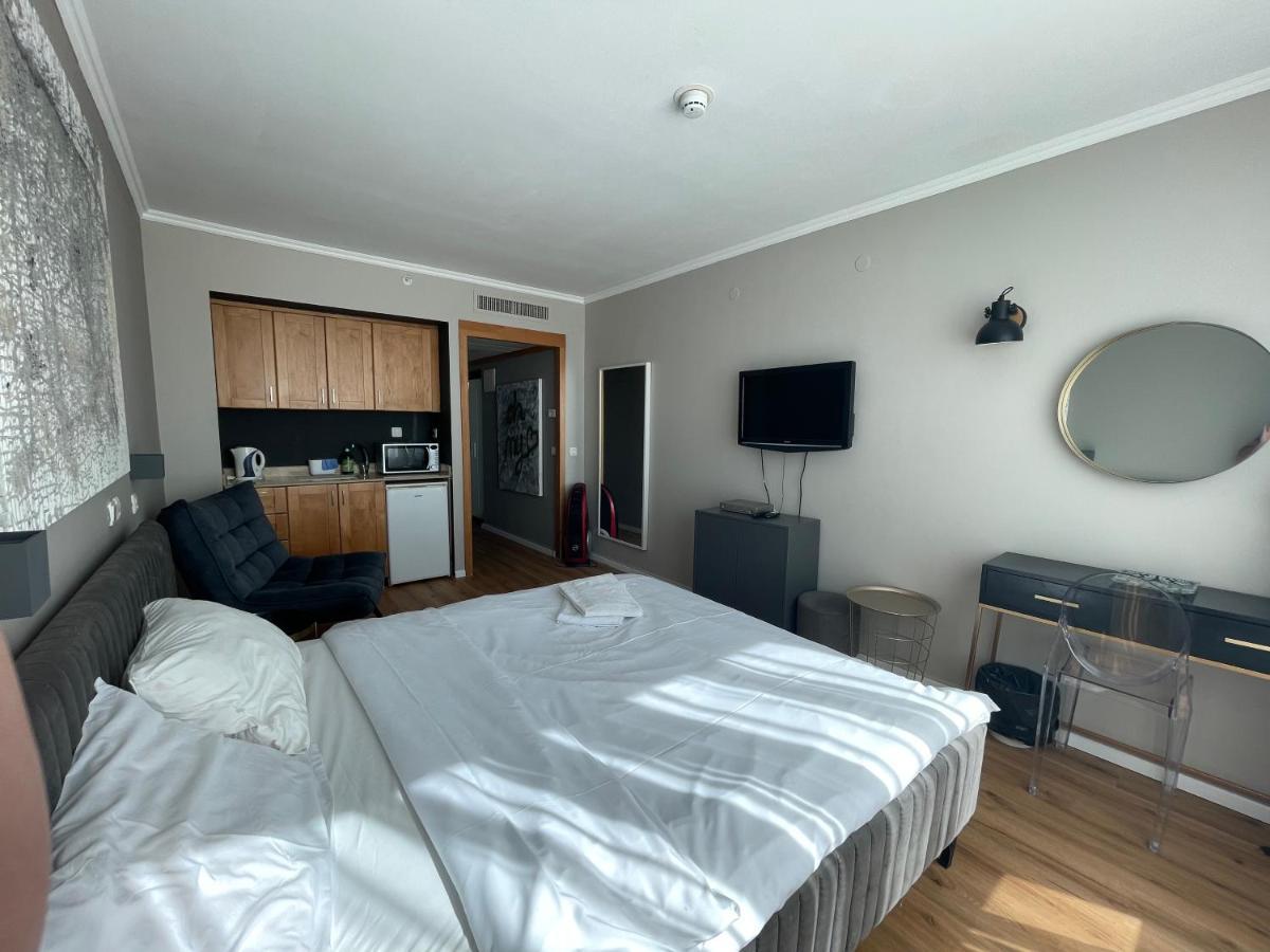 C Tower Apartments Νετάνια Εξωτερικό φωτογραφία
