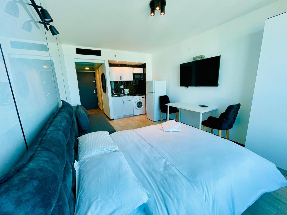 C Tower Apartments Νετάνια Εξωτερικό φωτογραφία