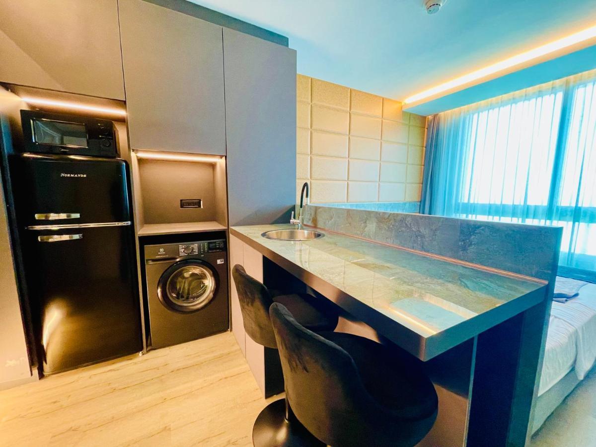 C Tower Apartments Νετάνια Εξωτερικό φωτογραφία