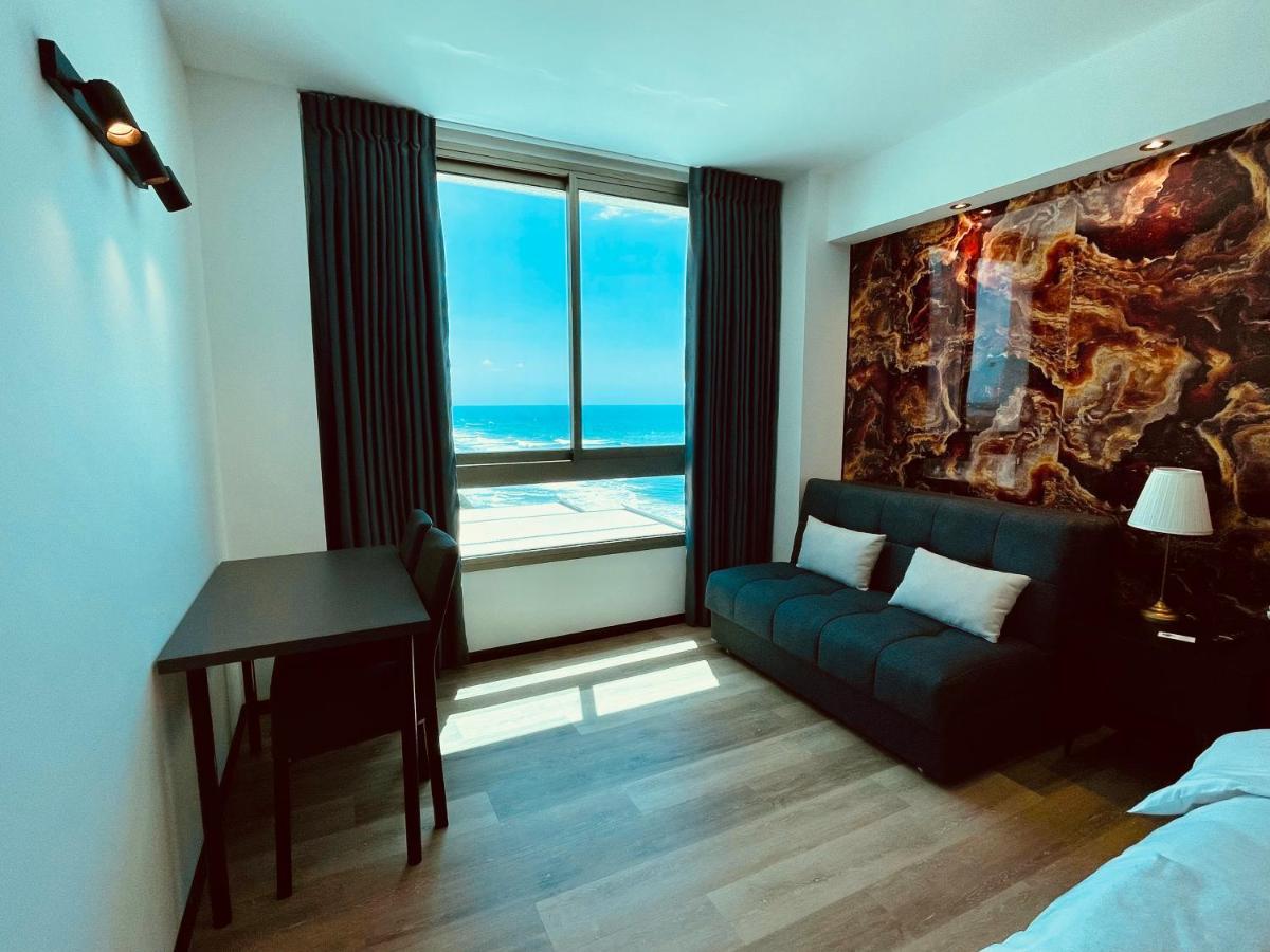 C Tower Apartments Νετάνια Εξωτερικό φωτογραφία