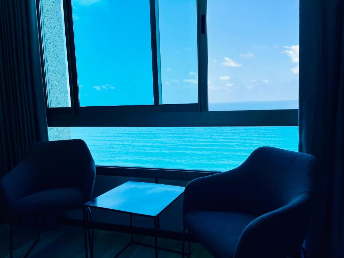 C Tower Apartments Νετάνια Εξωτερικό φωτογραφία