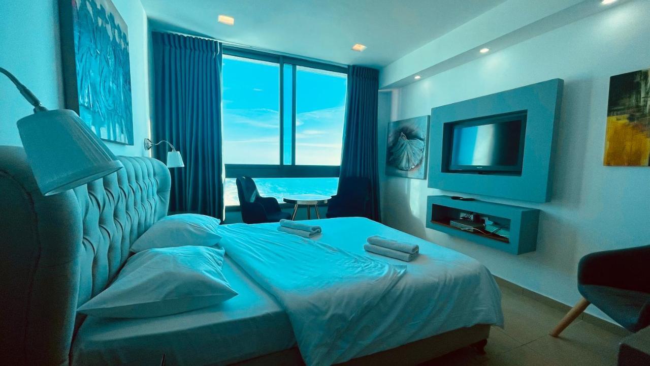 C Tower Apartments Νετάνια Εξωτερικό φωτογραφία