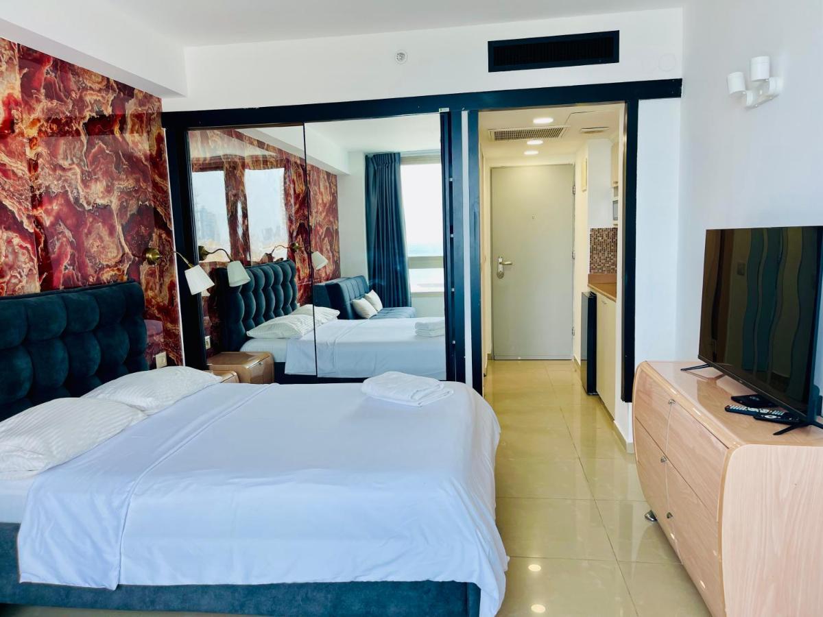 C Tower Apartments Νετάνια Εξωτερικό φωτογραφία