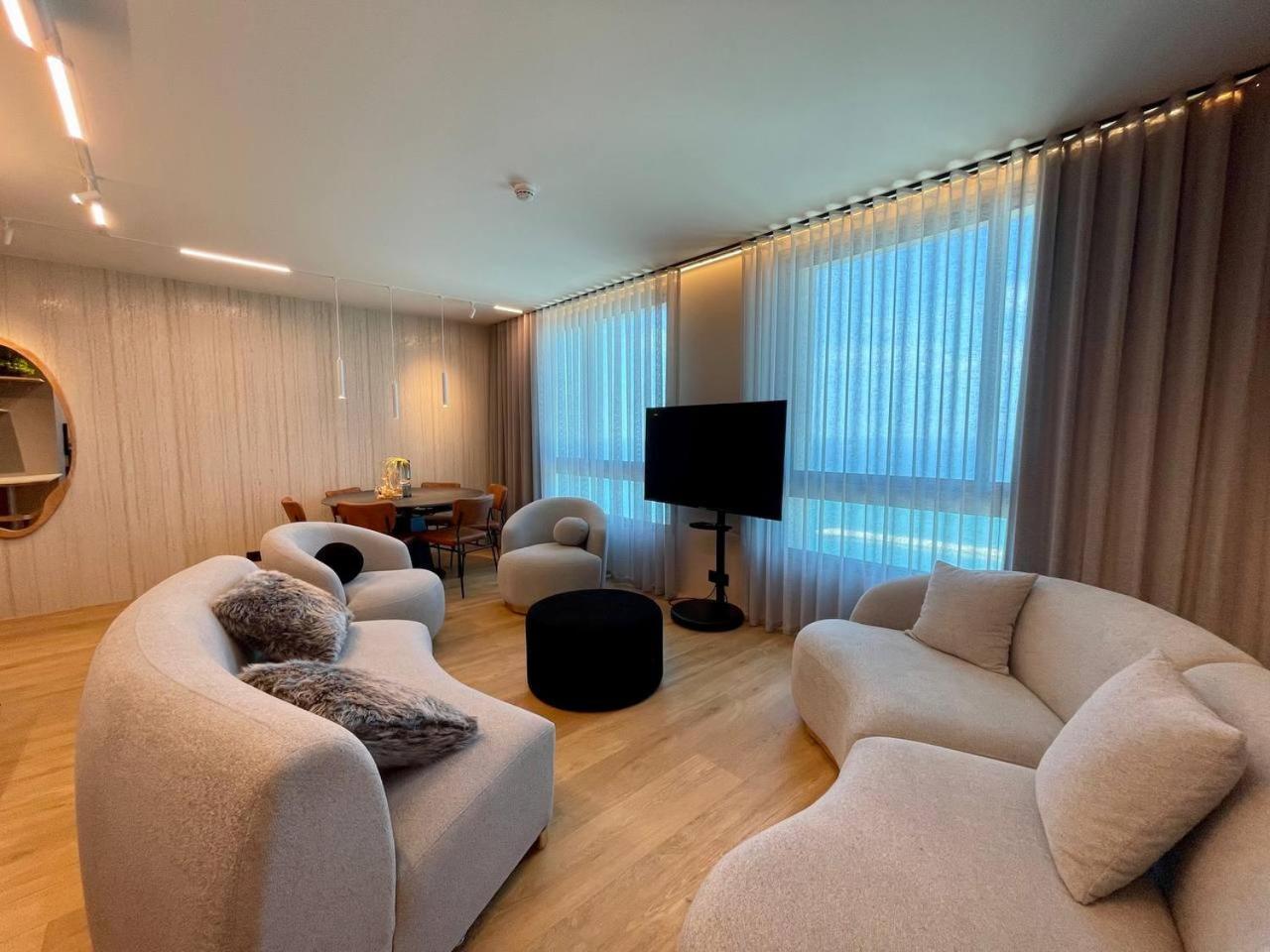 C Tower Apartments Νετάνια Εξωτερικό φωτογραφία